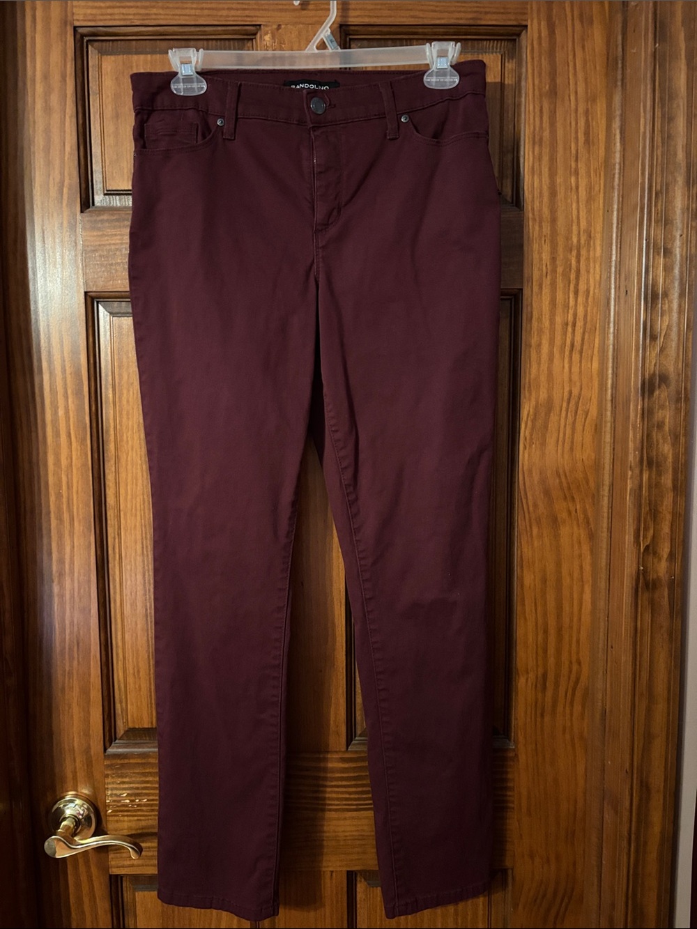 Bandolino Skinny Jeans in Deep Wine